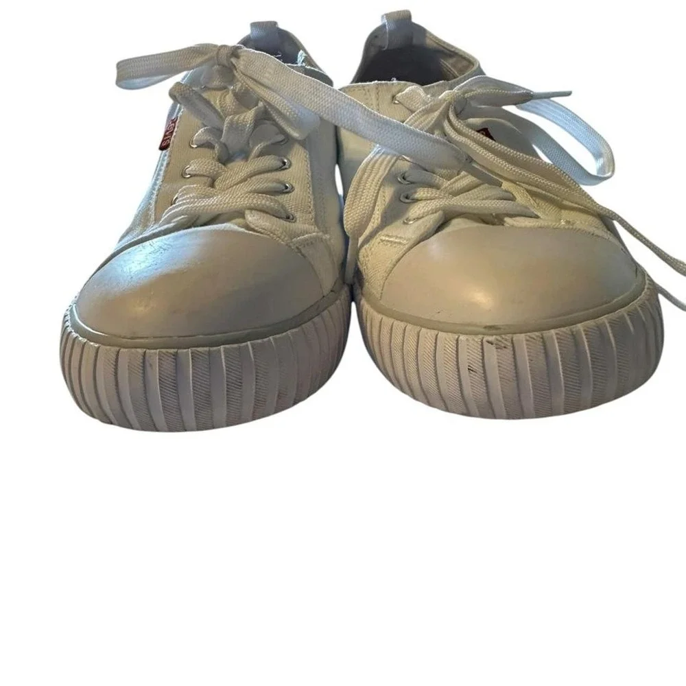 White Levi's Canvas Shoes